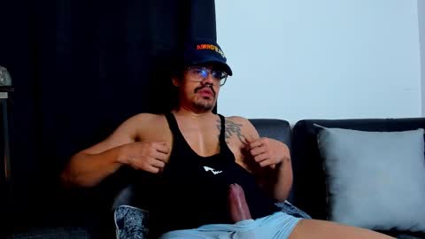 Snapshot of nipsfetich chatting on 02/09/25, 05:50 Steven online show from 02/09/25, 05:50