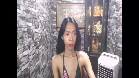 nisha_rose23 online show from 05/14/26, 11:17