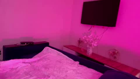 Niu online show from 02/27/25, 02:32