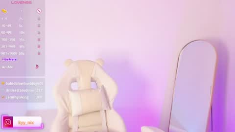 Nicki  online show from 06/25/26, 05:12