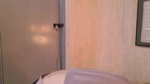 Nixx  online show from 04/15/26, 11:39