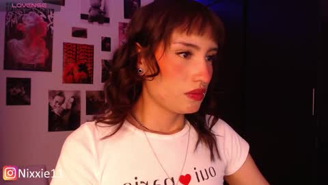 Nixxie  online show from 11/17/25, 01:22