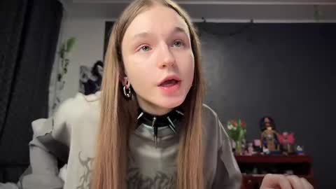 Snapshot of nloraaa chatting on 03/09/25, 01:35 Tears Lora online show from 03/09/25, 01:35