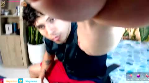 Snapshot of no_face_69 chatting on 06/22/26, 01:40 x online show from 06/22/26, 01:40