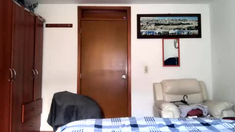 Snapshot of noa_bonucci chatting on 03/05/25, 04:02 noa_bonucci online show from 03/05/25, 04:02