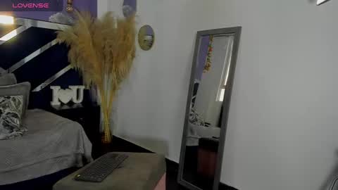 noa_bonucci online show from 03/08/25, 03:56