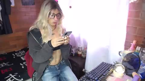 Snapshot of noah420sr chatting on 02/08/25, 03:31 noah420sr online show from 02/08/25, 03:31