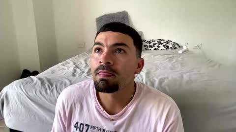 noah_3050 online show from 10/21/25, 05:35