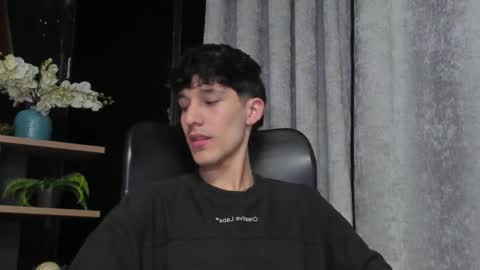 Noah Brigth online show from 02/20/25, 03:01