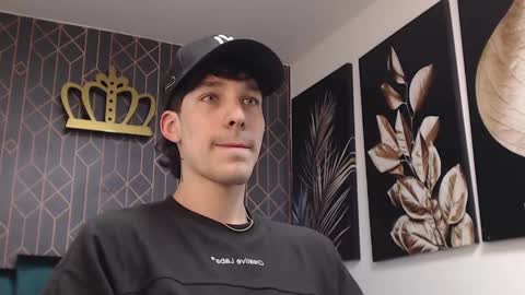 Noah Brigth online show from 03/05/25, 03:08