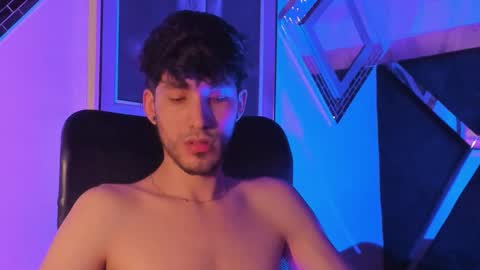 Noah Brigth online show from 12/03/25, 01:02