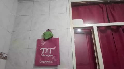 Snapshot of noah_carter16 chatting on 04/16/26, 11:33 NOAH online show from 04/16/26, 11:33