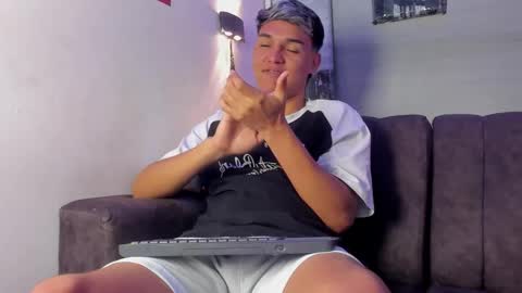 noah online show from 10/16/25, 12:50