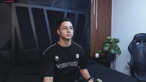 Noah online show from 02/01/26, 03:43