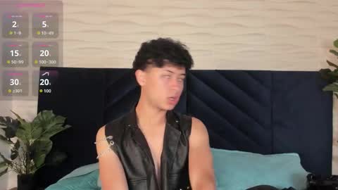 noah_dupont_ online show from 09/13/25, 11:43