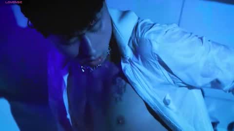 noah_dupont_ online show from 01/14/26, 11:49