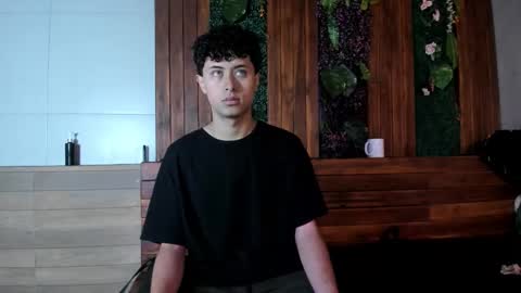 noah_dupont_ online show from 02/01/26, 11:53