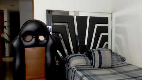 Noah Harris01 online show from 09/16/25, 10:16