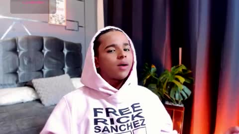 noah_smith04 online show from 11/22/25, 12:37