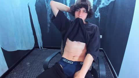 Snapshot of noah_sokolov chatting on 10/29/25, 02:52 noah_sokolov online show from 10/29/25, 02:52