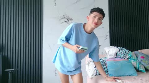 noah tyler  online show from 02/26/26, 07:24