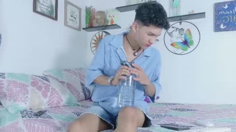 noah tyler  online show from 06/21/26, 07:27
