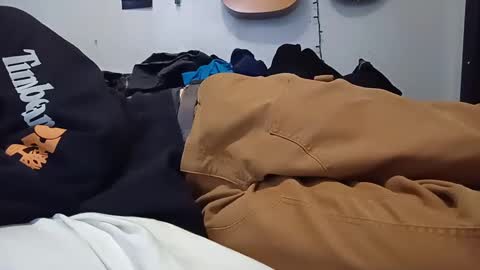 Noah Wesley online show from 01/28/25, 02:21