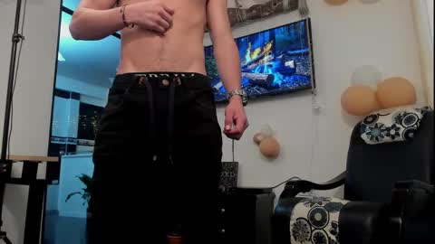 LIAM- noah online show from 12/12/24, 12:22