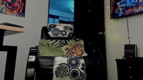 LIAM- noah online show from 01/18/25, 06:32