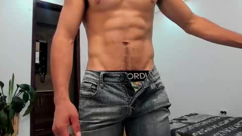 LIAM- noah online show from 11/06/25, 01:12