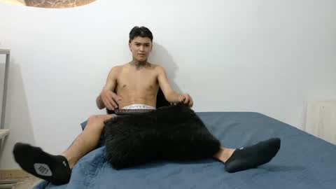   online show from 06/01/26, 03:19