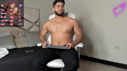 Noah online show from 02/21/25, 11:11