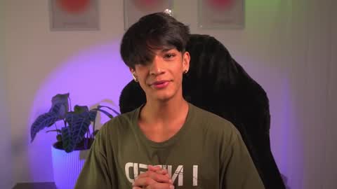 Noah     online show from 02/22/25, 10:52