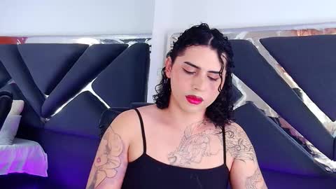 noahmonroe_11 online show from 09/28/25, 09:20