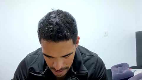 noahsexx98 online show from 09/21/25, 11:12