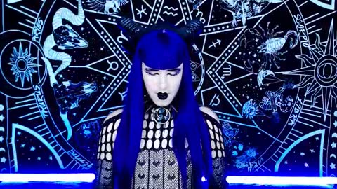 caroline online show from 11/29/25, 12:24