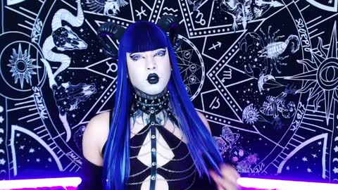 caroline online show from 04/05/26, 07:33