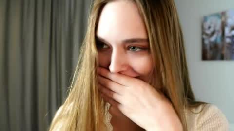 Emmy online show from 04/02/26, 08:06