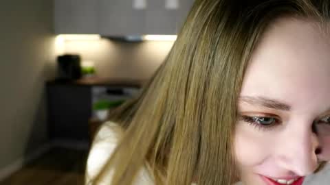 Emmy online show from 04/11/26, 08:13