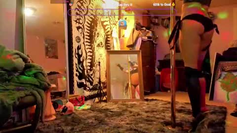 Nobunny online show from 05/06/26, 09:14