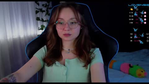 Snapshot of nochnoye_soltse chatting on 12/29/24, 08:48 Sun or Luna online show from 12/29/24, 08:48