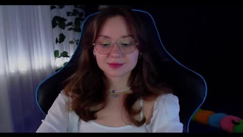 Snapshot of nochnoye_soltse chatting on 02/22/25, 08:31 Sun or Luna online show from 02/22/25, 08:31