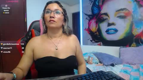 noelia_milfs online show from 03/01/26, 07:54