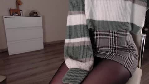 noelleneptune online show from 12/01/24, 08:09