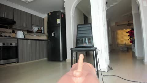  In instagram dayhannanoemi online show from 02/10/26, 03:49