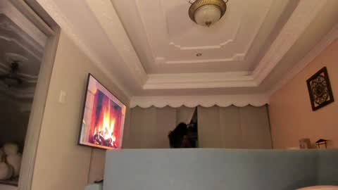  In instagram dayhannanoemi online show from 02/25/26, 12:09