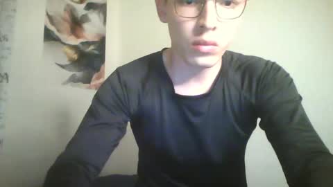 Snapshot of noha_free chatting on 01/27/25, 09:33 Noha online show from 01/27/25, 09:33