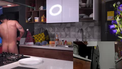 Snapshot of noha_miler chatting on 12/09/24, 03:07 kevin online show from 12/09/24, 03:07