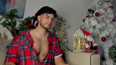 Snapshot of noha_miler chatting on 12/24/24, 01:06 kevin online show from 12/24/24, 01:06