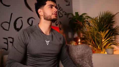 Snapshot of noha_miler chatting on 09/08/25, 11:37 kevin online show from 09/08/25, 11:37